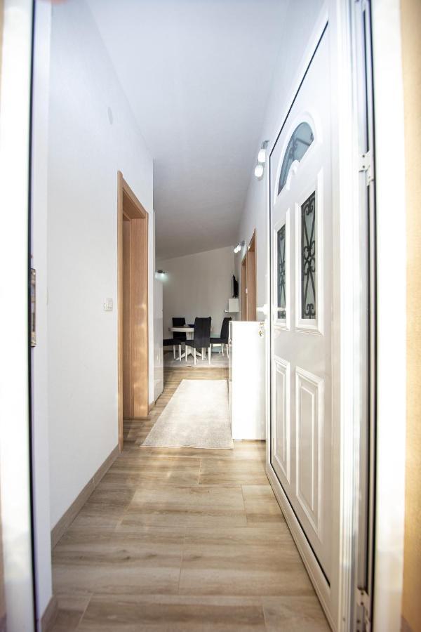Lana Apartamento Prčanj Exterior foto