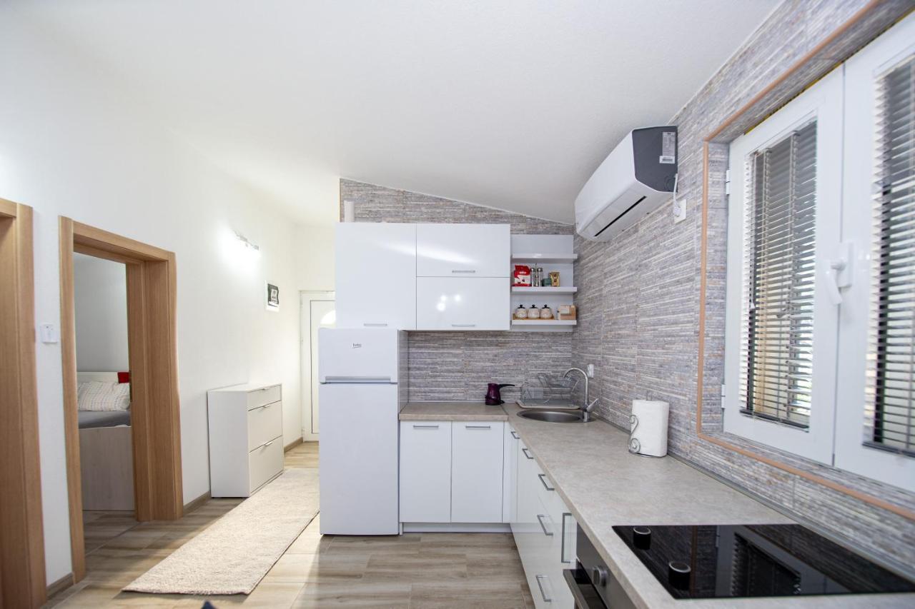 Lana Apartamento Prčanj Exterior foto
