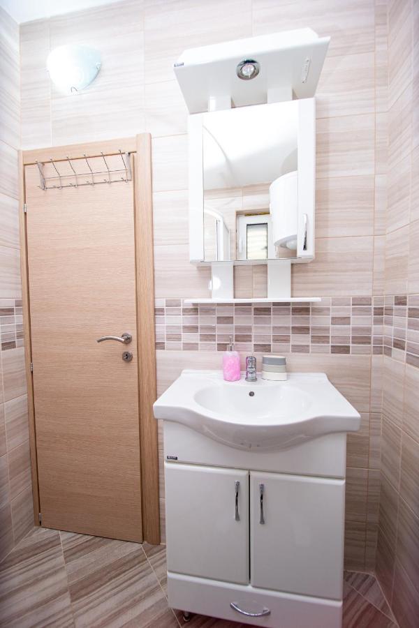 Lana Apartamento Prčanj Exterior foto