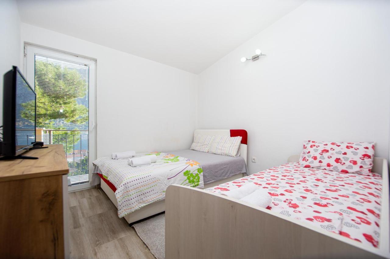 Lana Apartamento Prčanj Exterior foto